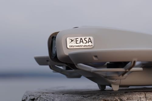 Roboterwerk Drohnen-Kennzeichen – eloxiertes Aluminium, Titan, High-Tech Glas – präzise Laserbeschriftung inkl. hilfreicher Pilotenkarte (Plakette zur Adress-Kennzeichnung) - 3